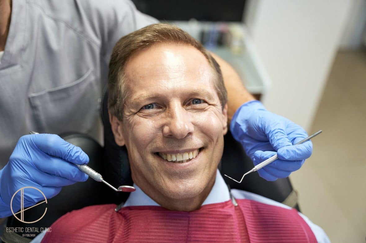 Jak długo używać implantów i protez zębowych? - Dentysta Toruń